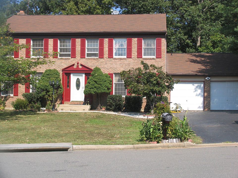 1st image of 100 Almey Ct