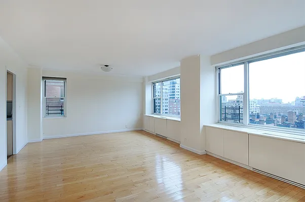 Rented by Corcoran | media 3