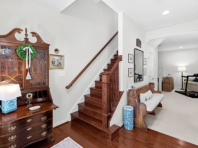 22840 Goldsborough Ter — Photo 2
