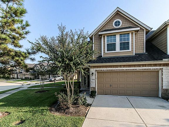 2nd image of 12966 Iris Garden Ln