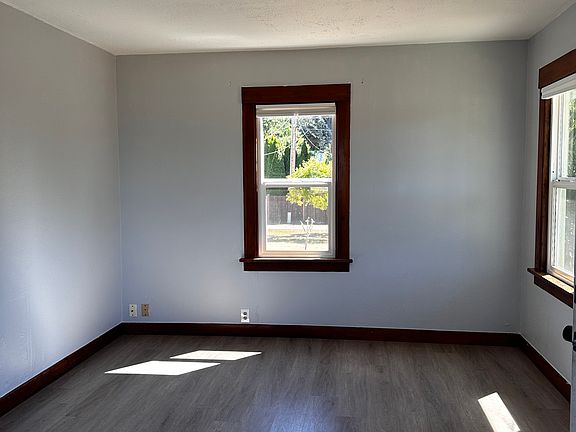 4th image of 3412 NW Lakeness Rd