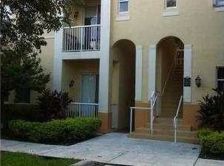 100 Jacaranda Dr APT 204, Plantation, FL 33324