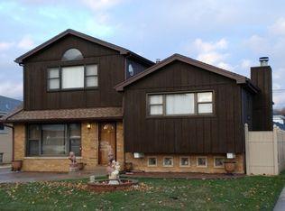 10329 Lawler Ave, Oak Lawn, IL 60453
