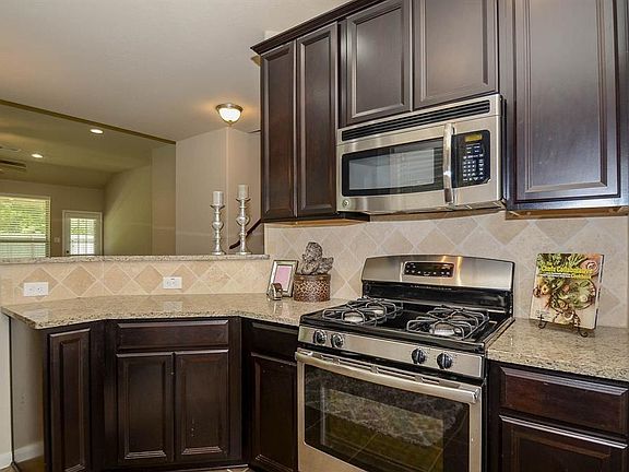 5th image of 15719 Whisper Woods Dr