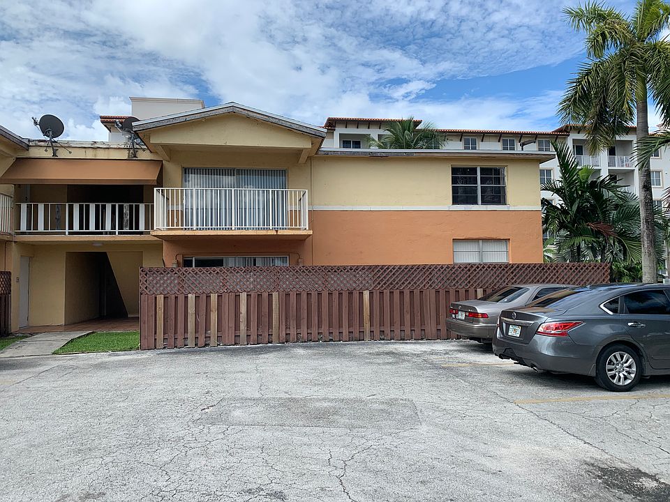 1st image of 4330 NW 79th Ave APT 2C