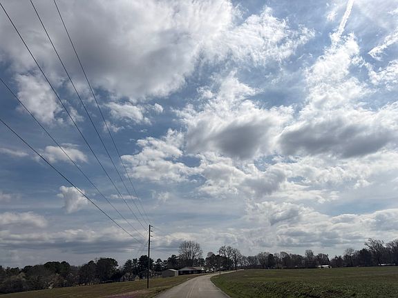 5th image of 2451 Lockmiller Rd