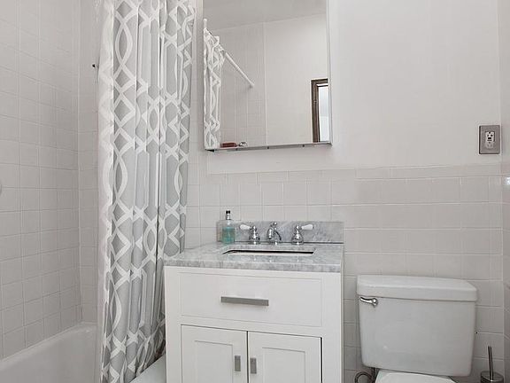 5th image of 10 W 15th St APT 1102