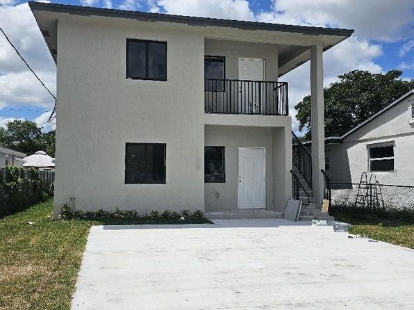 6990 NW 21st Pl