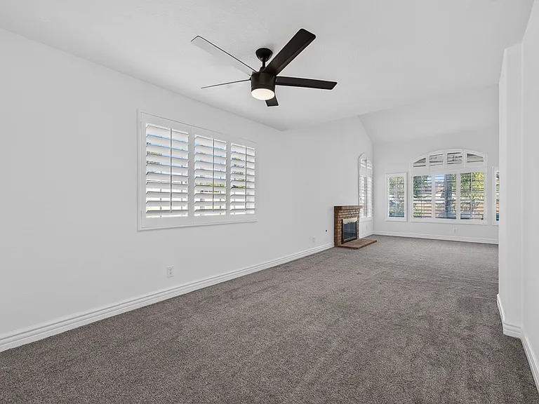 13887 Carriage Rd — Photo 12
