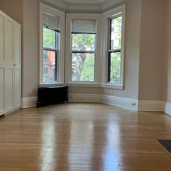 172 Marlborough St #1F — Photo 3