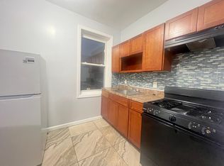 222 3rd St #6, Elizabethport, NJ 07206