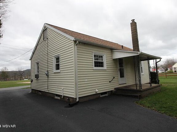 4th image of 1025 Shaw Pl