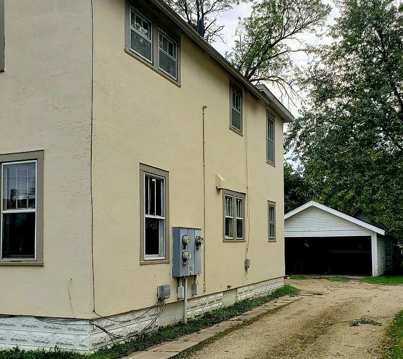 Building Photo 3