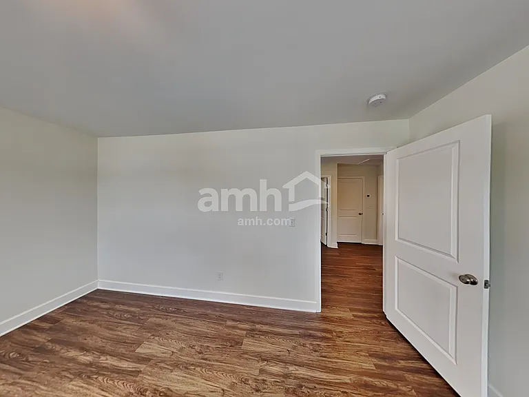 5816 Zurich Rd — Photo 22