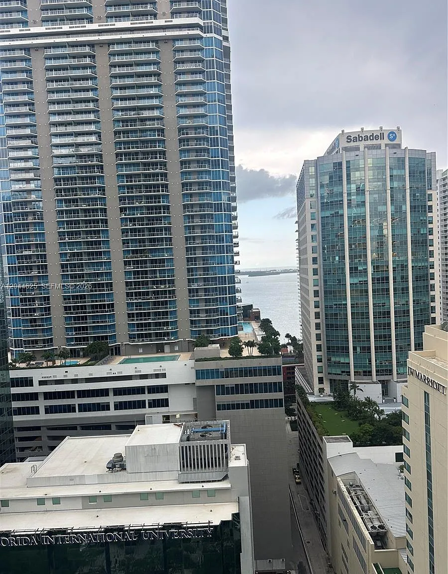 1060 Brickell Condo — Photo 1