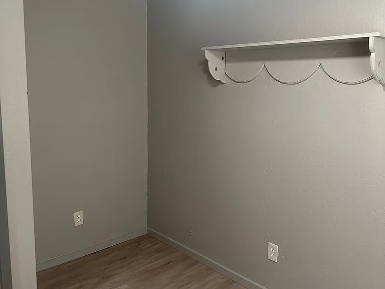 101 Seminole St — Photo 18