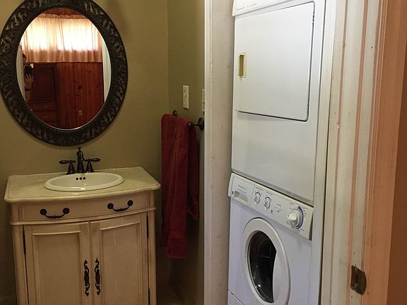 Bath with stackables