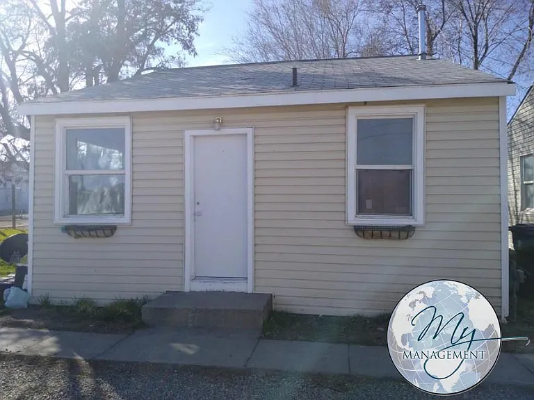 Newly Remodeled 1 bed 1 Bath — Photo 6