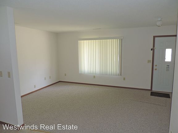 2nd image of 807 W Zeller St