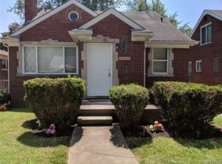 17644 Sprenger Ave, Eastpointe, MI