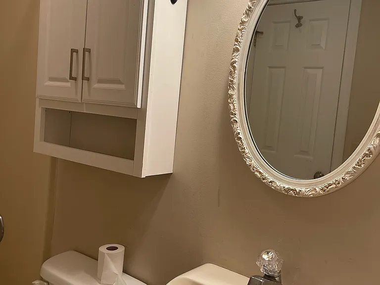 809 Hilltop Cir #HOUSE — Photo 12
