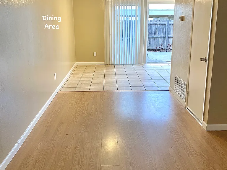 7708 La Mancha Way — Photo 5