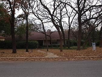 1st image of 5900 Yolanda Dr