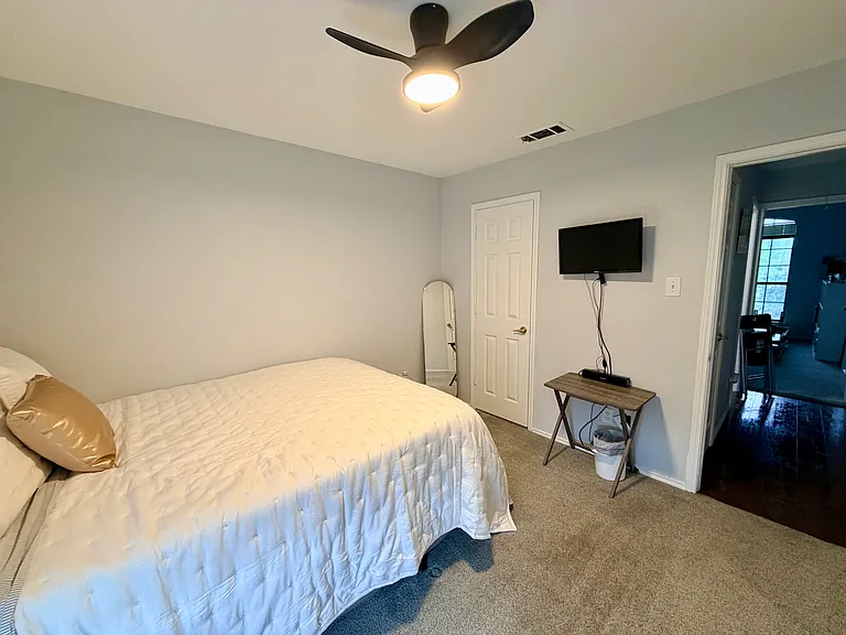 bedroom3