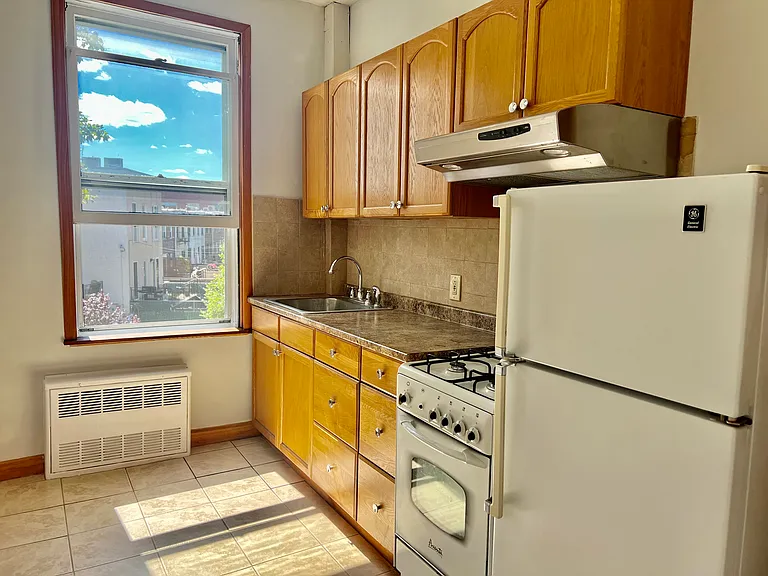 603A 20th St #1 — Photo 4