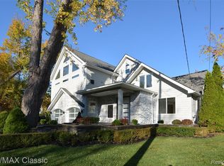 321 Leon Rd, Walled Lake, MI 48390