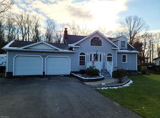 4671 New Castle Rd, Lowellville, OH 44436