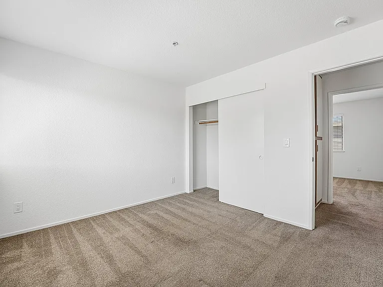 35-web-or-mls-403-425 Junction Ave 109A-S1807-031