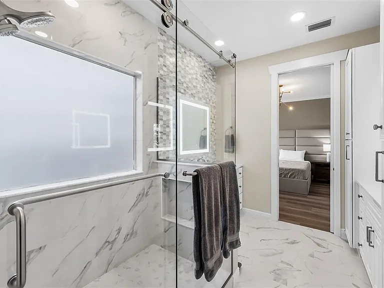 2915 W Bay View Ave — Photo 30
