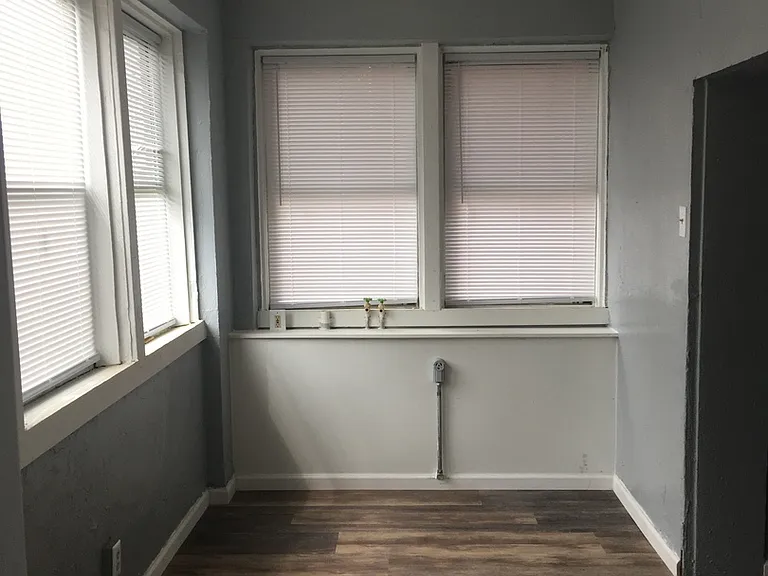 4217 Grand Blvd. — Photo 12