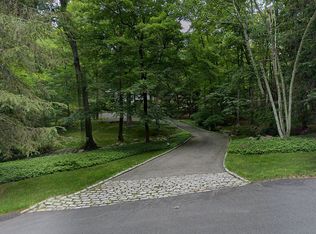 12 Hissarlik Way, Bedford, NY 10506