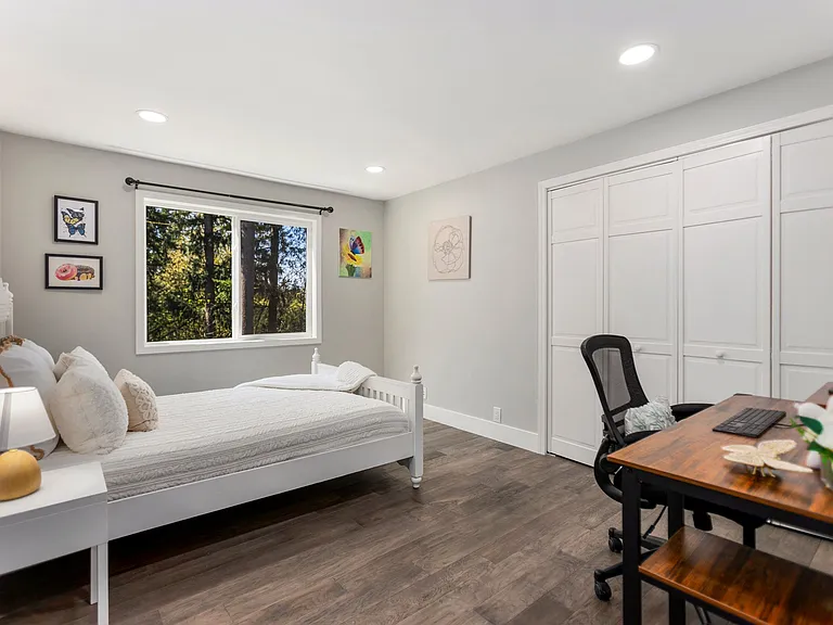 Bedroom5