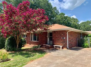 108 Julia Cir, Anderson, SC 29625