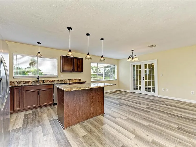 7120 Elyton Dr — Photo 9