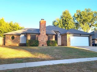 521 Trinidad Dr, Norman, OK 73072