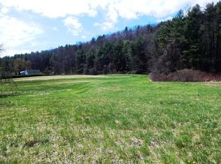 46 Glendale Rd, Stockbridge, MA 01262