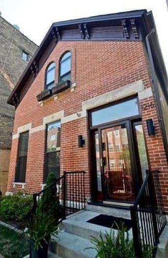 1st image of 1216 N Wolcott Ave