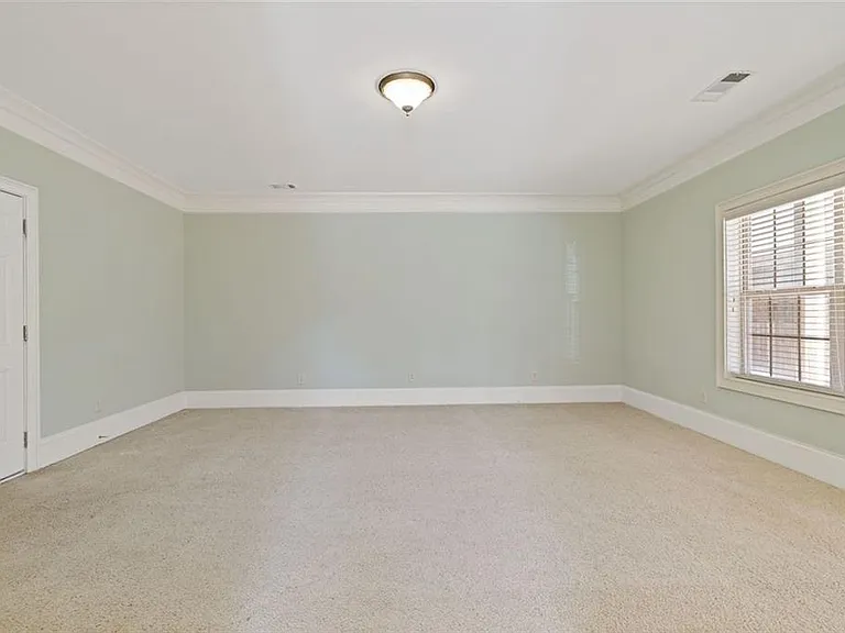2763 Durham Dr NE — Photo 50