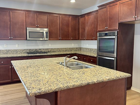 4th image of 7452 Kaweah Ct