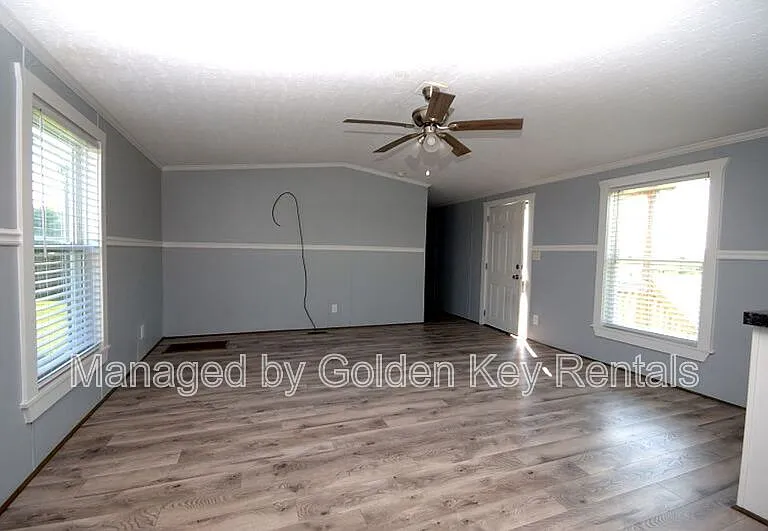 3372 US Highway 13 N — Photo 3
