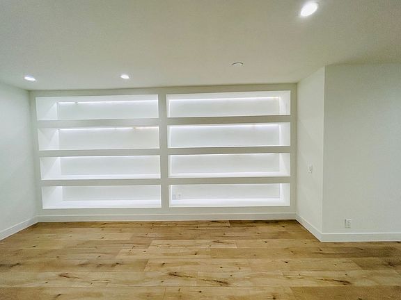 2nd image of 1033 3rd St APT 207