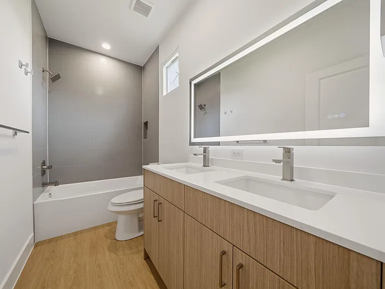 6514 Luce St #B — Photo 29