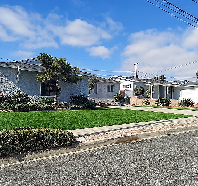 1st image of 16827 S Catalina Ave