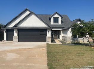 106 Jeff Vaughn, Blanco, TX 78606