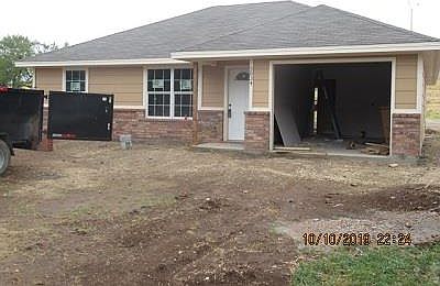 1st image of 2834 Freeland Ave