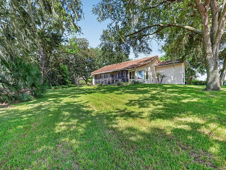 118 W Magnolia Ave — Photo 33